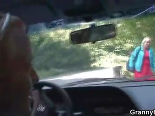 Old whore gets nailed in the car by a stranger