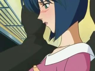 Stor dukke var skrudd i offentlig i anime